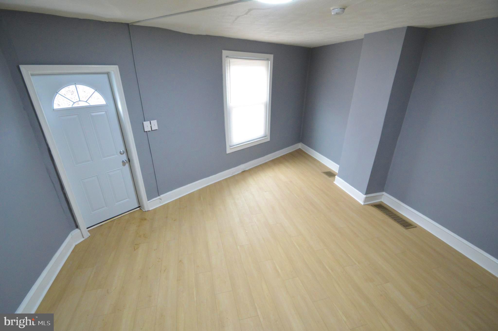 1218 Hanson Street Philadelphia, PA 19143 - Photo 3 of 18