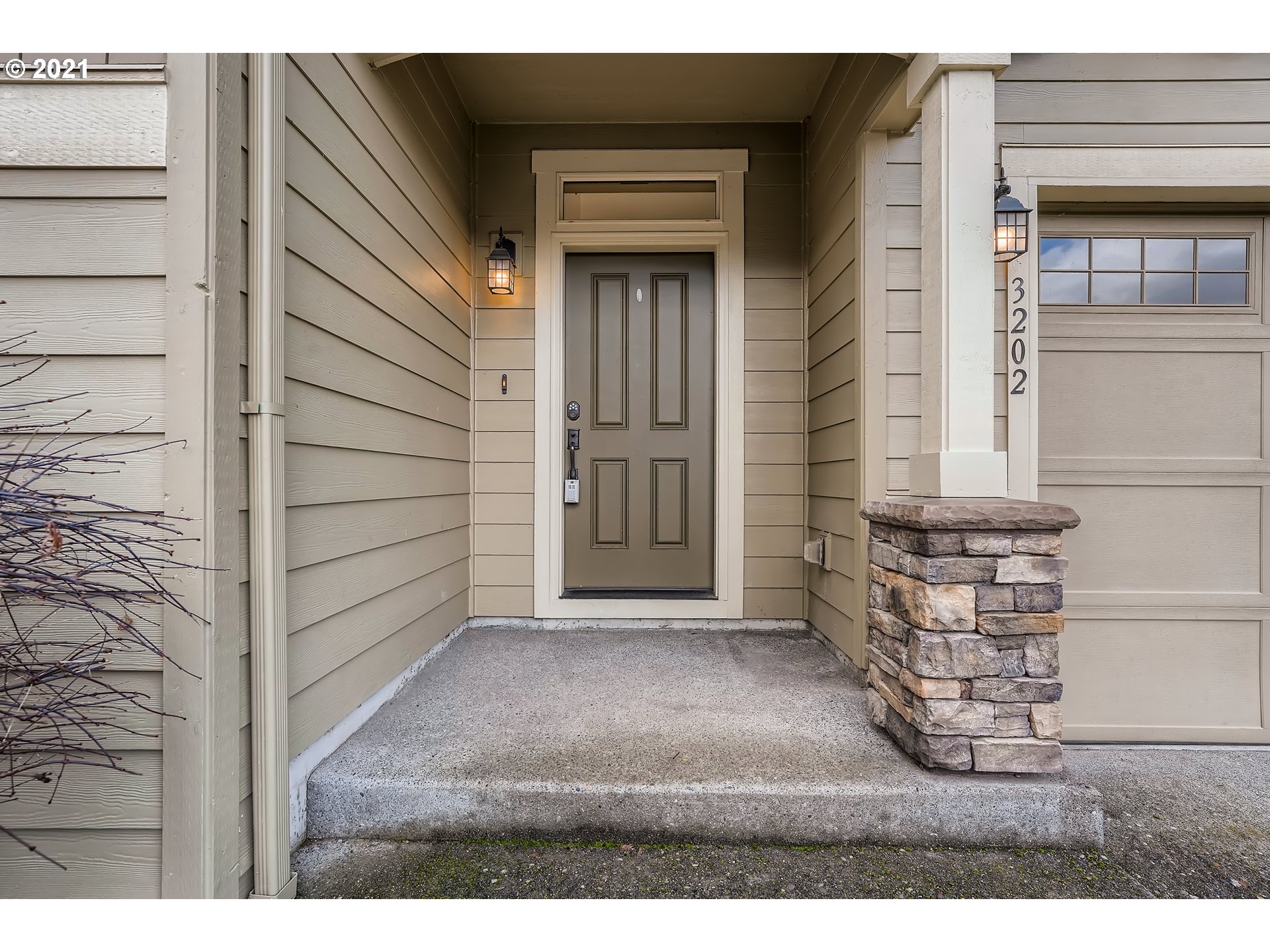 3202 Northeast 169th Way Ridgefield, WA 98642 - Photo 3 of 32