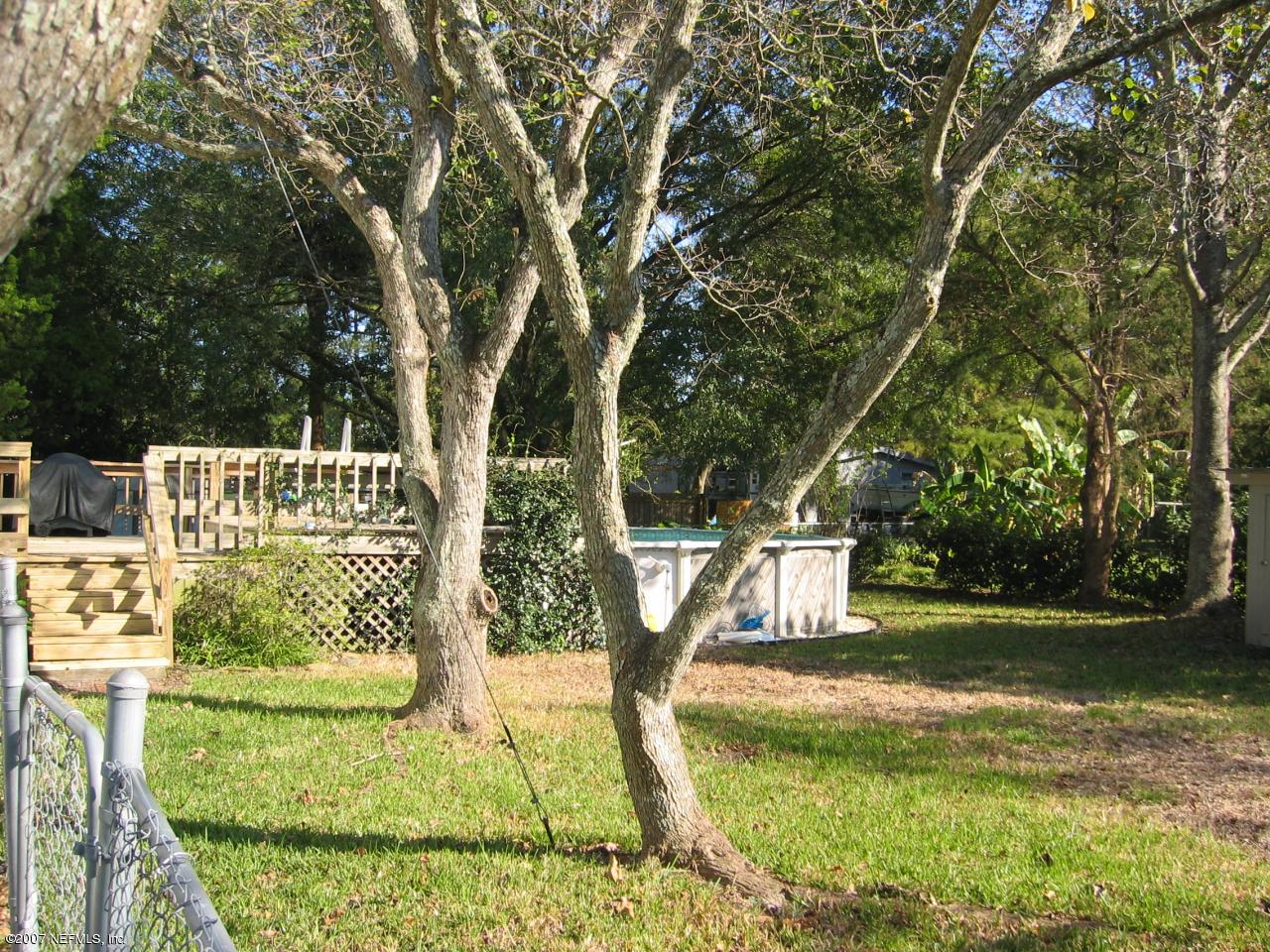13700 Chauny Road Jacksonville, FL 32224 - Photo 14 of 15 back yard
