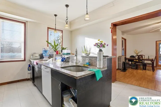 $619,999 | 768 Washington Street, Easton, PA 18042