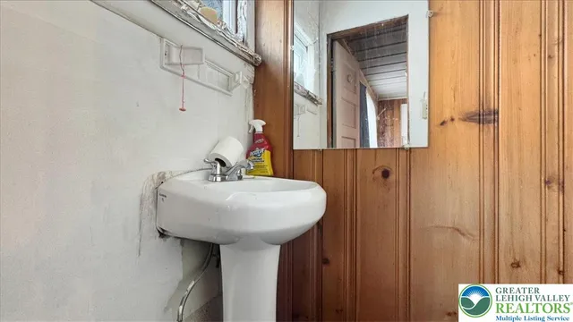 $619,999 | 768 Washington Street, Easton, PA 18042