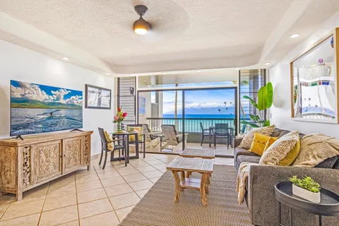 $649,000 | 3875 Lower Honoapiilani Road, Unit B305, Lahaina, HI 96761