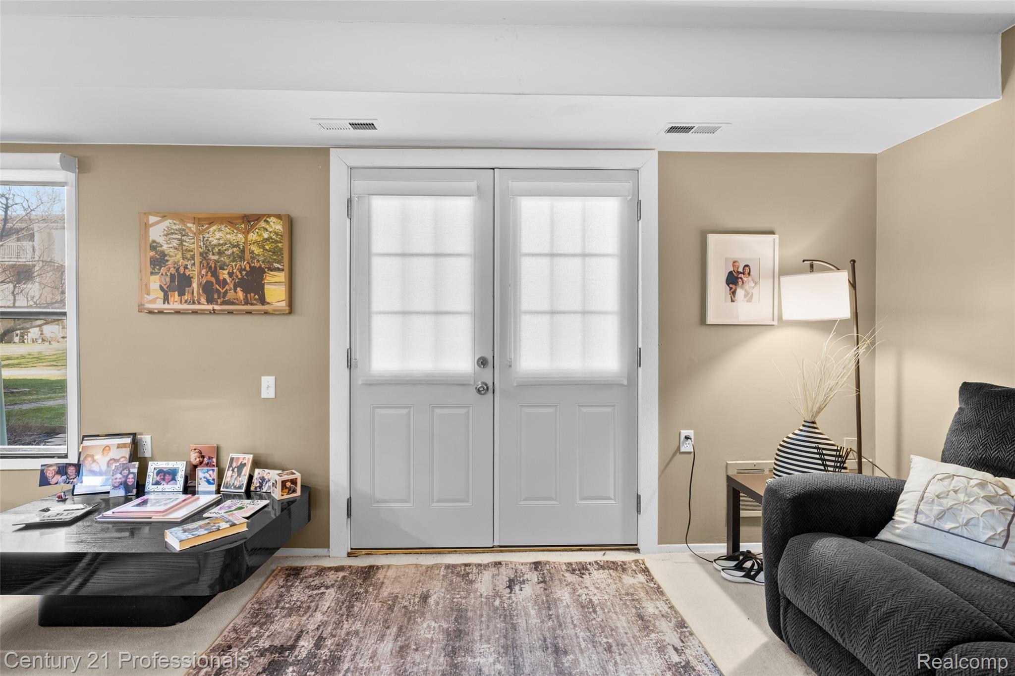 30515 West 14 Mile Road, Unit 26 Farmington, MI 48334 - Photo 7 of 24 DSC_2362.jpg