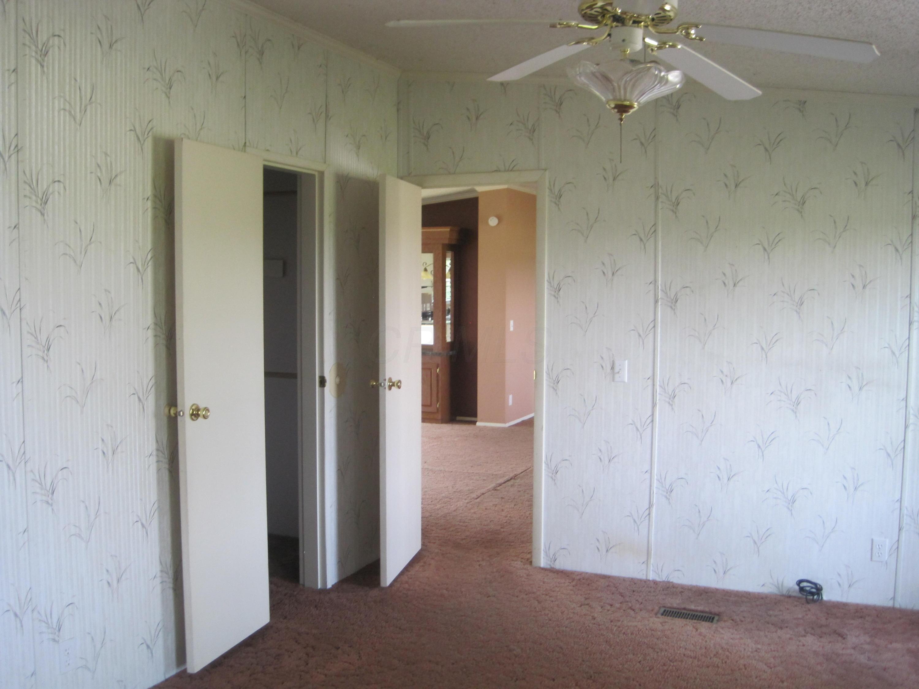 2336 Robinson Road Southeast Washington Court House, OH 43160 - Photo 15 of 21