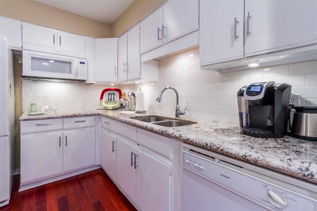 5711 Innerarity Lane Pensacola, FL 32507 - Photo 12 of 24