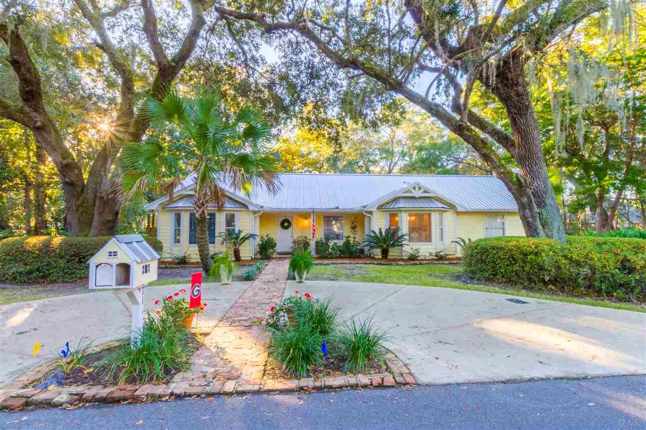 5711 Innerarity Lane Pensacola, FL 32507 - Photo 2 of 24