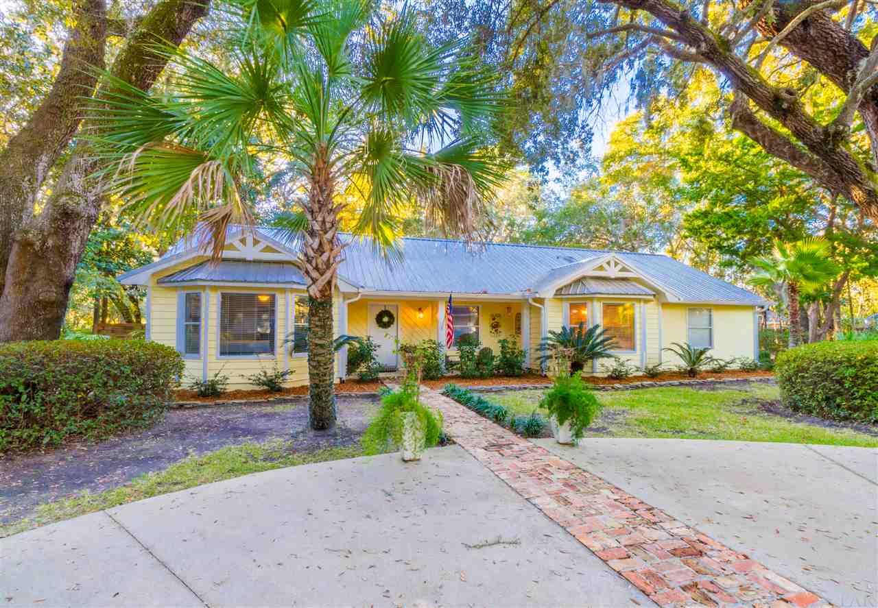 5711 Innerarity Lane Pensacola, FL 32507 - Photo 3 of 24