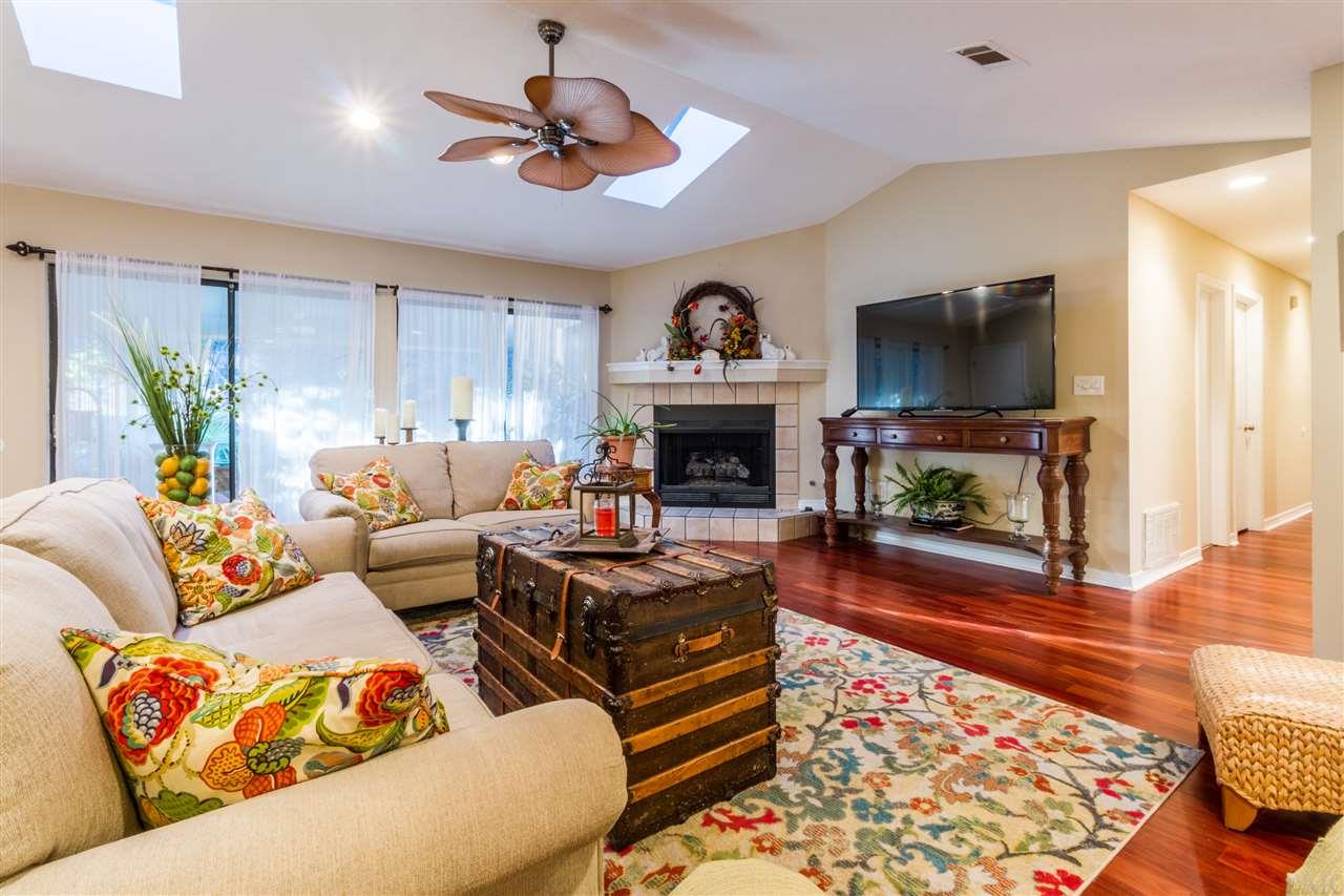 5711 Innerarity Lane Pensacola, FL 32507 - Photo 6 of 24