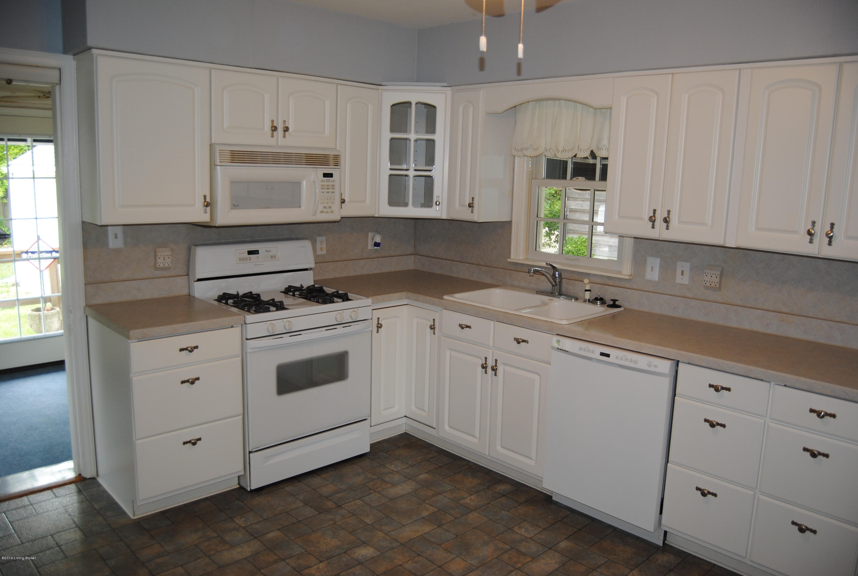 411 Oread Road Louisville, KY 40207 - Photo 19 of 29 DSC_0028