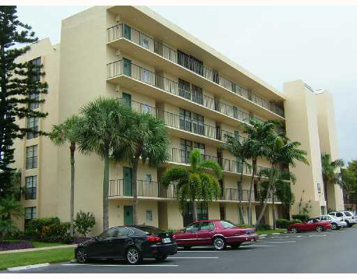 4 Royal Palm Way, Unit 4403 Boca Raton, FL 33432 - Photo 4 of 16 Additional Photo