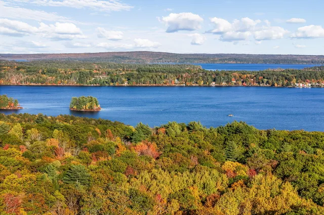 $355,000 | 19 Birch Estates, Rome, ME 04963