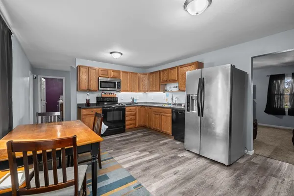 $269,900 | 220 Arcade Street, Maquoketa, IA 52060