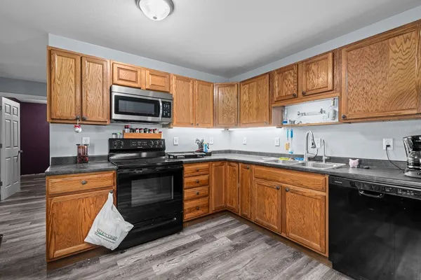 $269,900 | 220 Arcade Street, Maquoketa, IA 52060