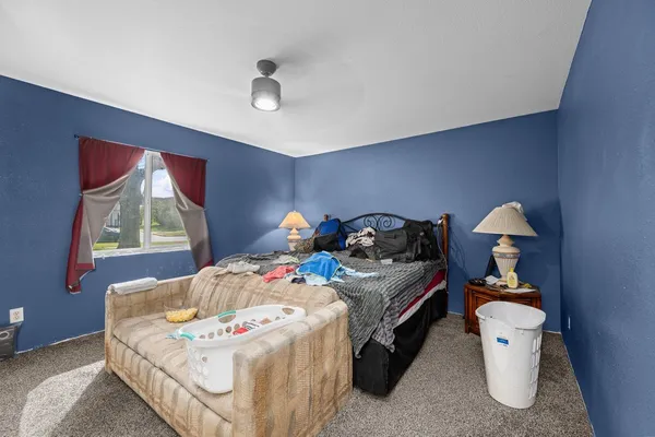 $269,900 | 220 Arcade Street, Maquoketa, IA 52060