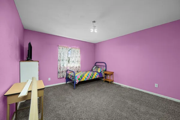 $269,900 | 220 Arcade Street, Maquoketa, IA 52060