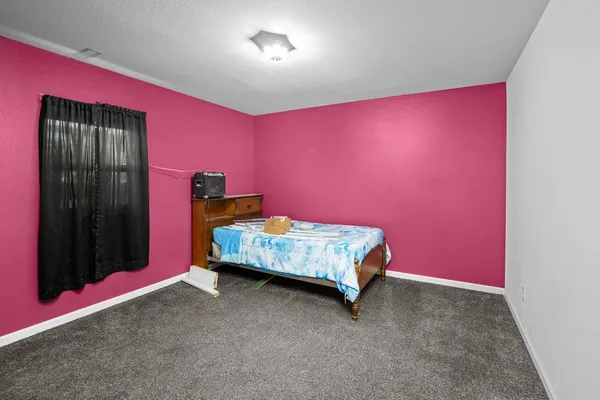 $269,900 | 220 Arcade Street, Maquoketa, IA 52060