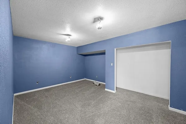 $269,900 | 220 Arcade Street, Maquoketa, IA 52060