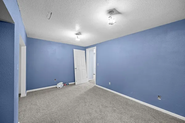 $269,900 | 220 Arcade Street, Maquoketa, IA 52060