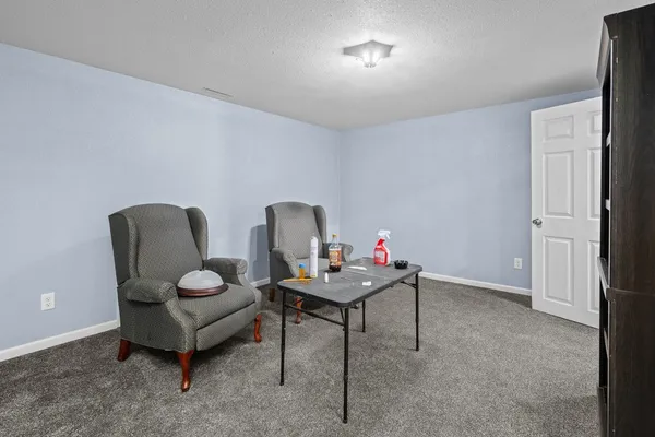 $269,900 | 220 Arcade Street, Maquoketa, IA 52060