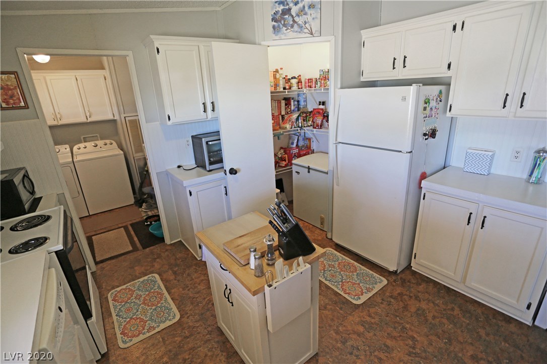 3701 Horn Road Pahrump, NV 89048 - Photo 14 of 36 Gallery Image 14