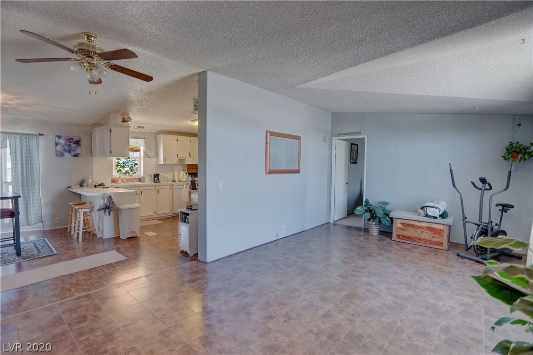 3701 Horn Road Pahrump, NV 89048 - Photo 5 of 36 Gallery Image 5