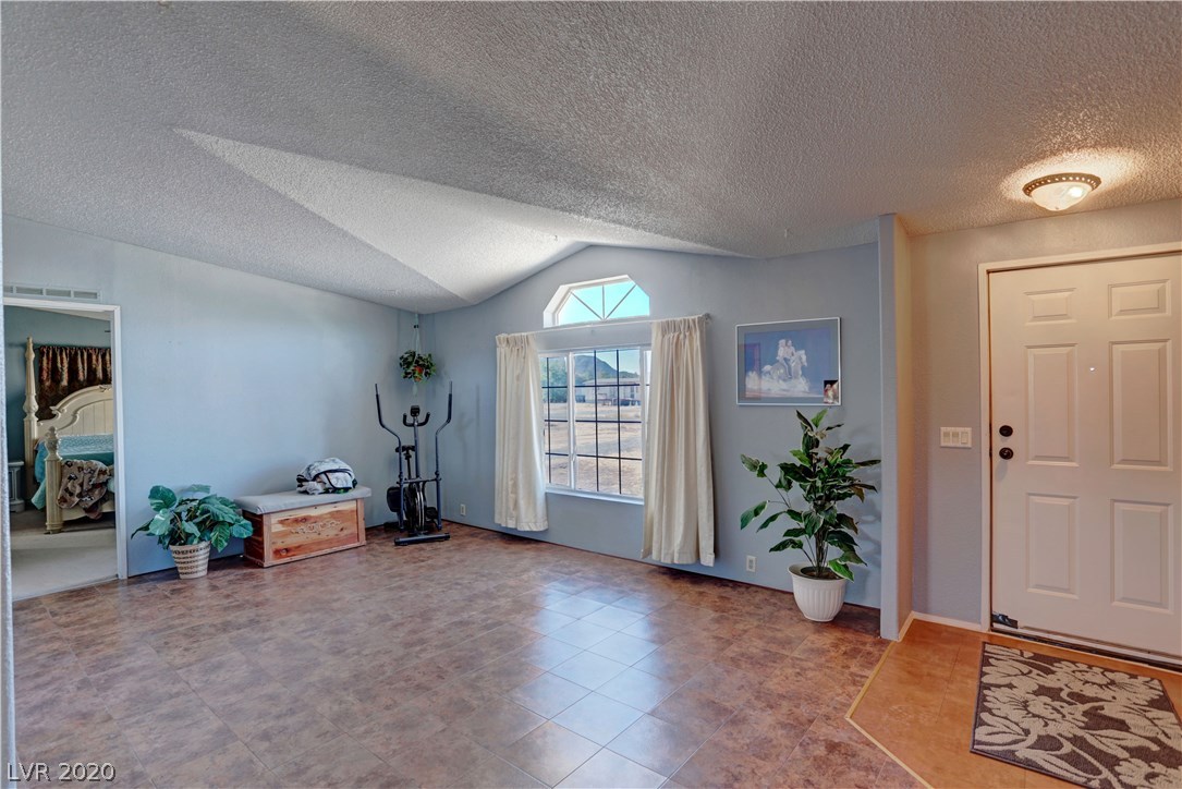 3701 Horn Road Pahrump, NV 89048 - Photo 6 of 36 Gallery Image 6