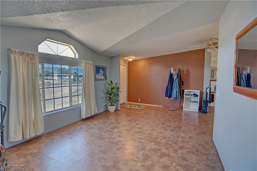 3701 Horn Road Pahrump, NV 89048 - Photo 7 of 36 Gallery Image 7