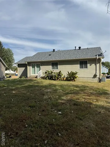 $1,800 | 2016 Freemantle Court, Florissant, MO 63031