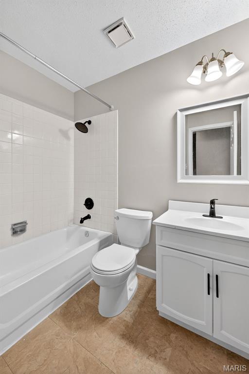 2016 Freemantle Court Florissant, MO 63031 - Photo 26 of 41