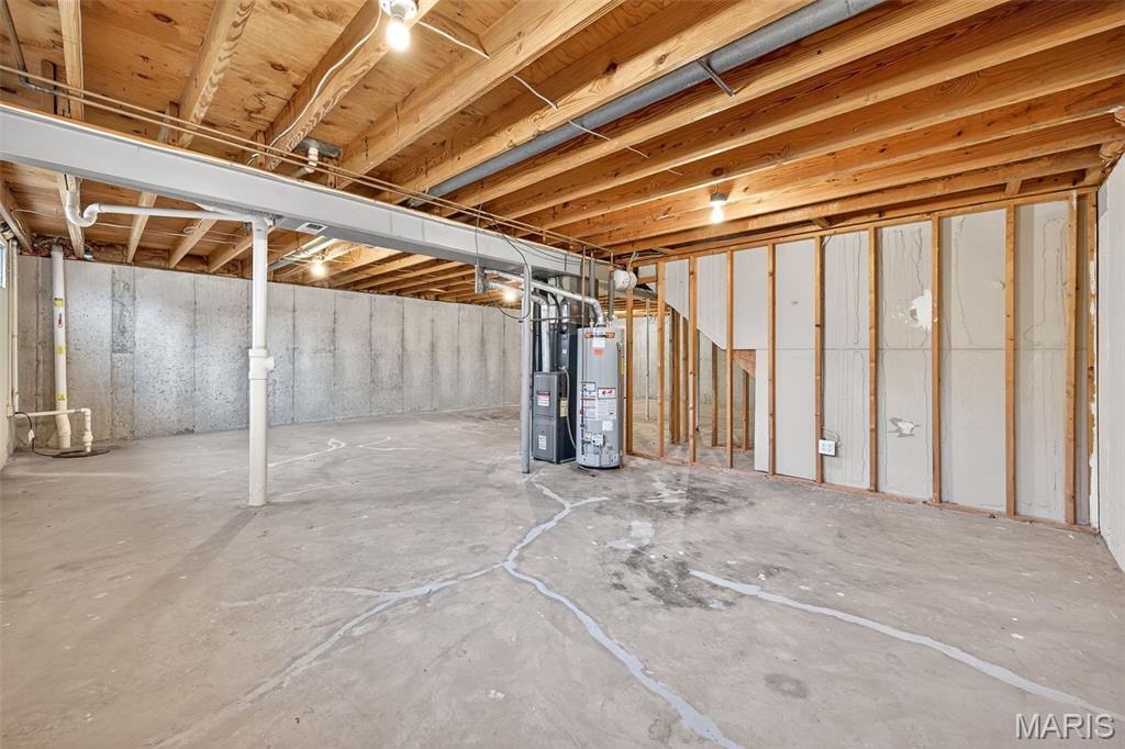 2016 Freemantle Court Florissant, MO 63031 - Photo 33 of 41