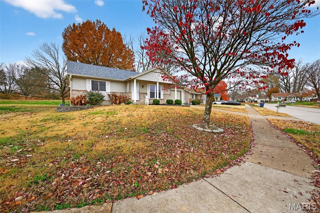 2016 Freemantle Court Florissant, MO 63031 - Photo 5 of 41