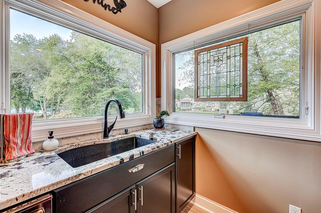 4402 Mallard Point Columbus, IN 47201 - Photo 13 of 36 Gallery Image 13