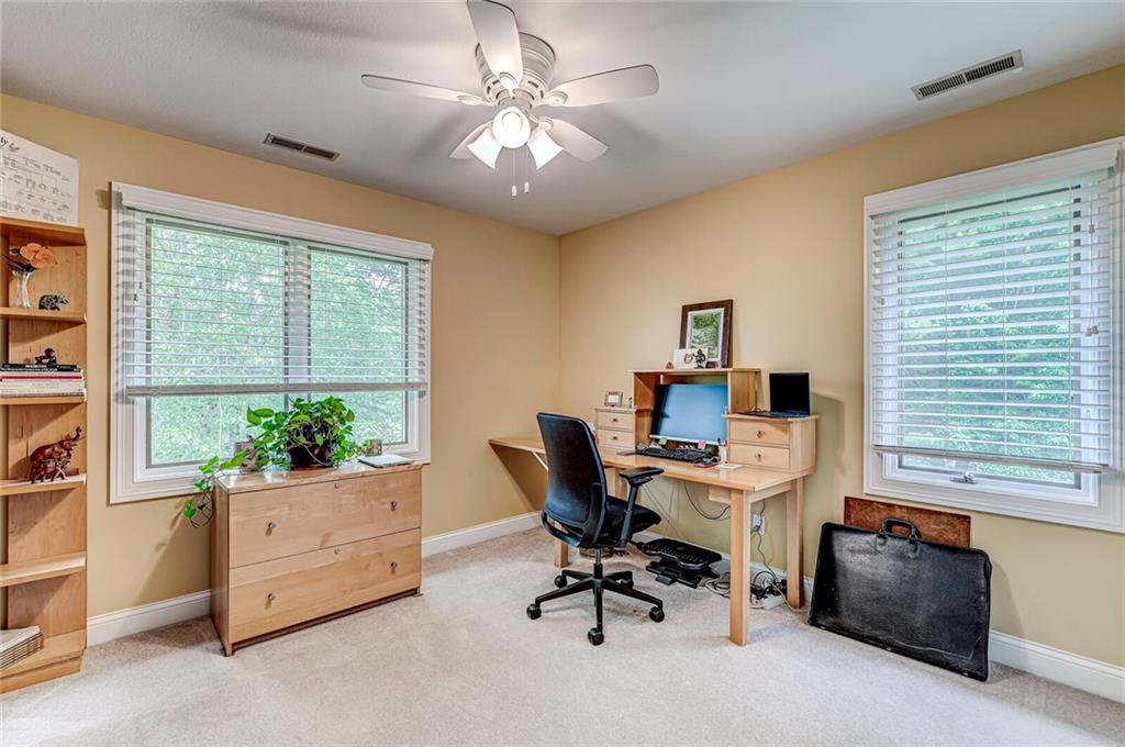 4402 Mallard Point Columbus, IN 47201 - Photo 26 of 36 Gallery Image 26