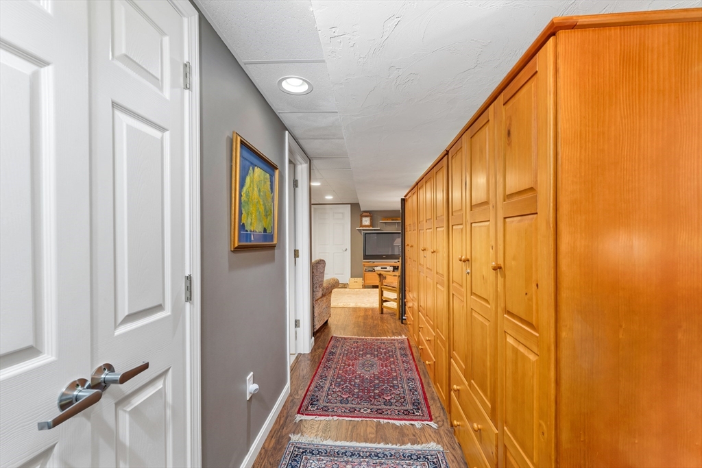 71 Hawthorne Village Road, Unit 71 Nashua, NH 03062 - Photo 28 of 42 Gallery Image 28