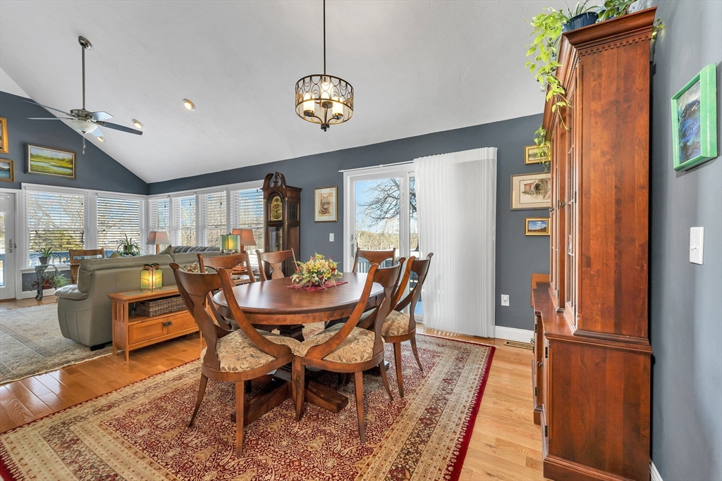 71 Hawthorne Village Road, Unit 71 Nashua, NH 03062 - Photo 6 of 42 Gallery Image 6