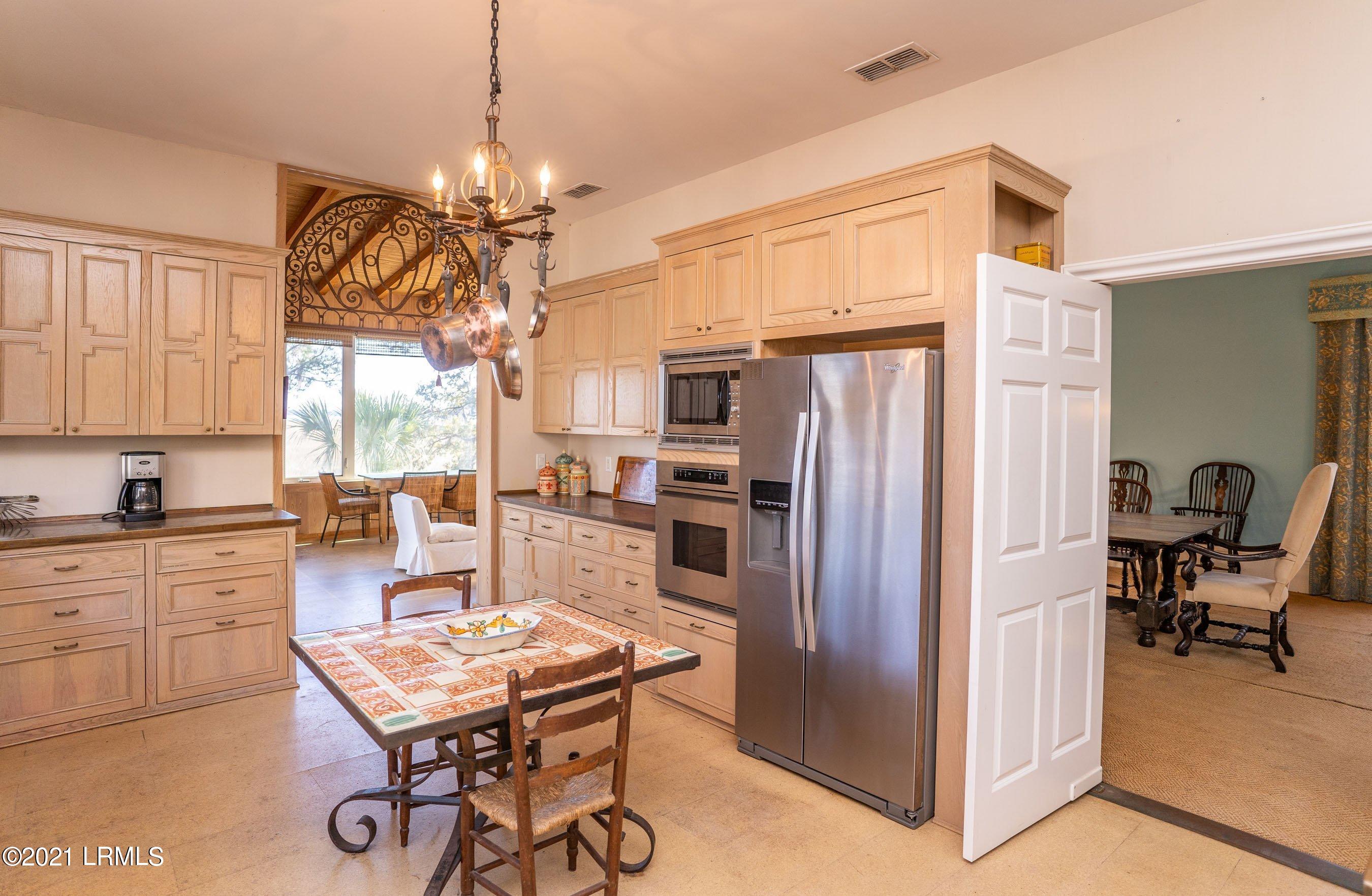 2201 Pigeon Point Road Beaufort, SC 29902 - Photo 16 of 50 DSC01612.jpg-SMALL