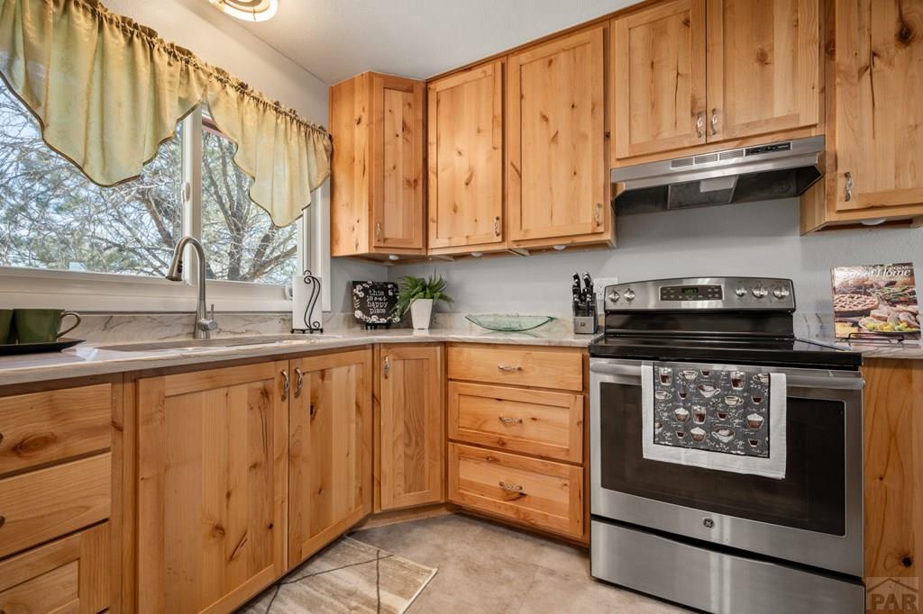 26 Scotland Road Pueblo, CO 81001 - Photo 13 of 29