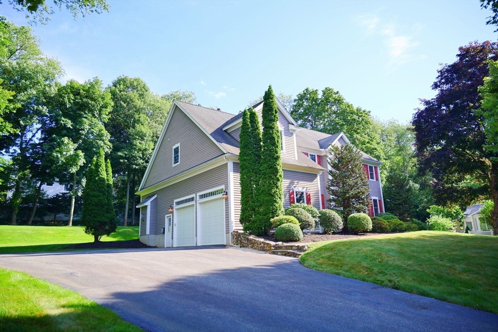 31 Wyman Road Lexington, MA 02420 - Photo 2 of 22