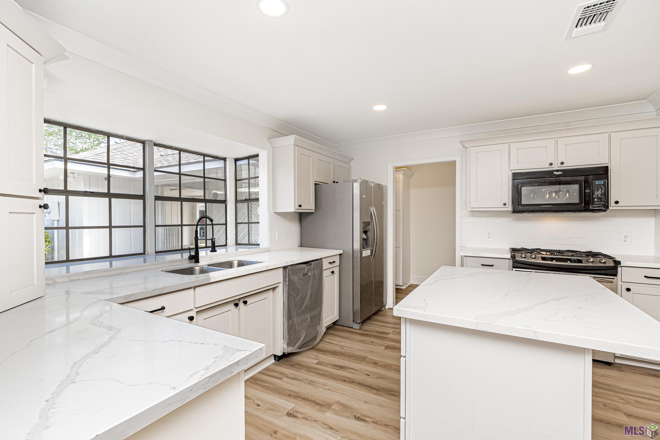 13723 Shortridge Avenue Baton Rouge, LA 70817 - Photo 8 of 27 Gallery Image 8