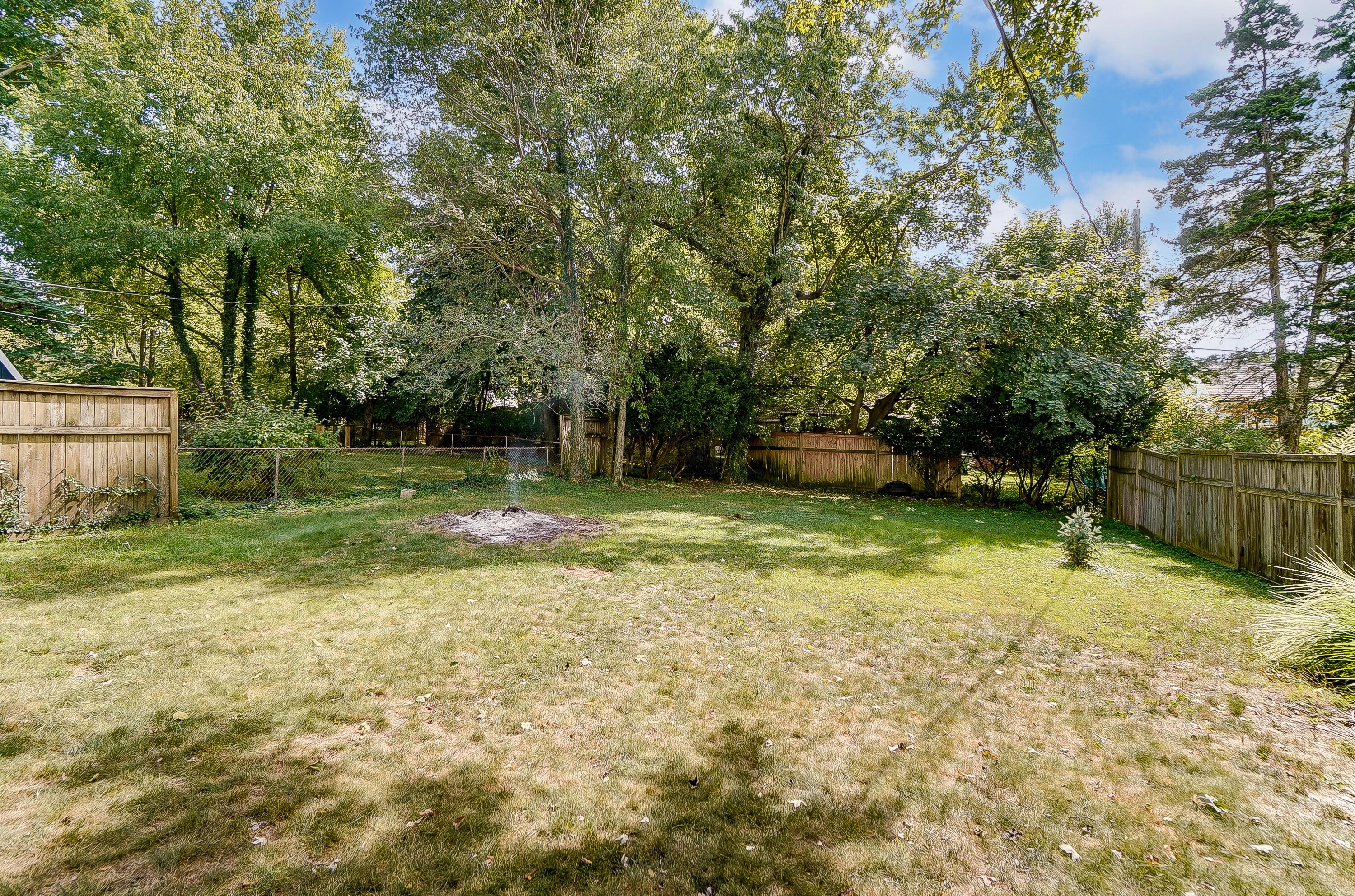 111 Aldrich Road Columbus, OH 43214 - Photo 50 of 54 051