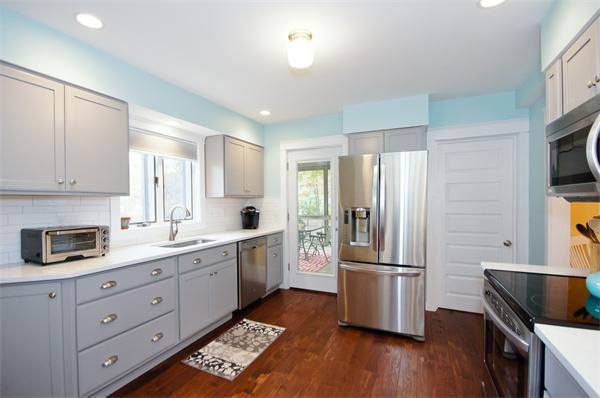 58 Thompson Street Maynard, MA 01754 - Photo 5 of 23 Gallery Image 5