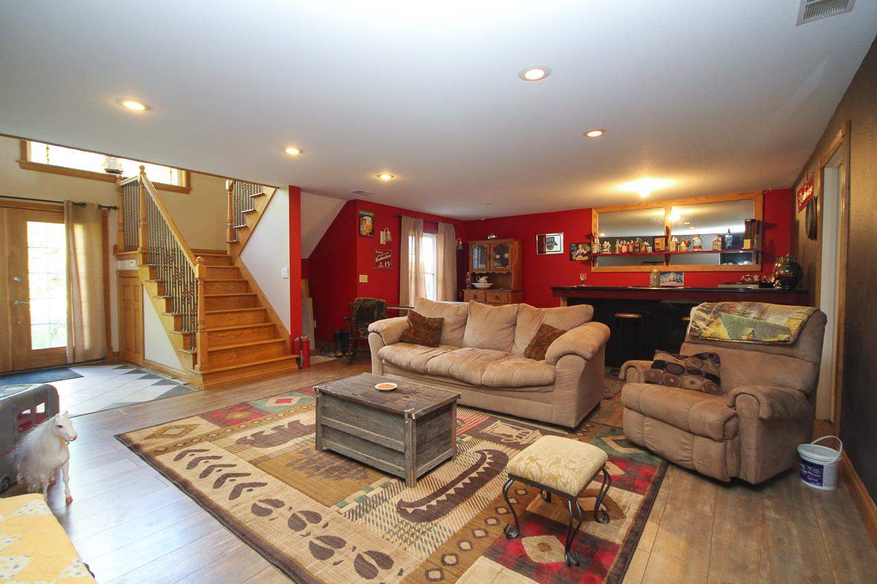 7045 East Jefferson Road Breckenridge, MI 48615 - Photo 31 of 50 1892881-30.JPG