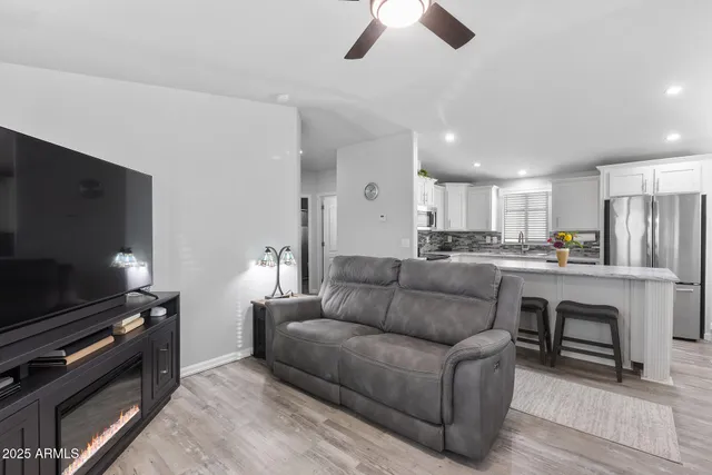 $135,000 | 1363 North Plaza Drive, Unit 9, Apache Junction, AZ 85120