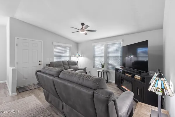 $135,000 | 1363 North Plaza Drive, Unit 9, Apache Junction, AZ 85120