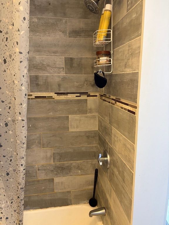 722 North Main Street Fall River, MA 02720 - Photo 26 of 32