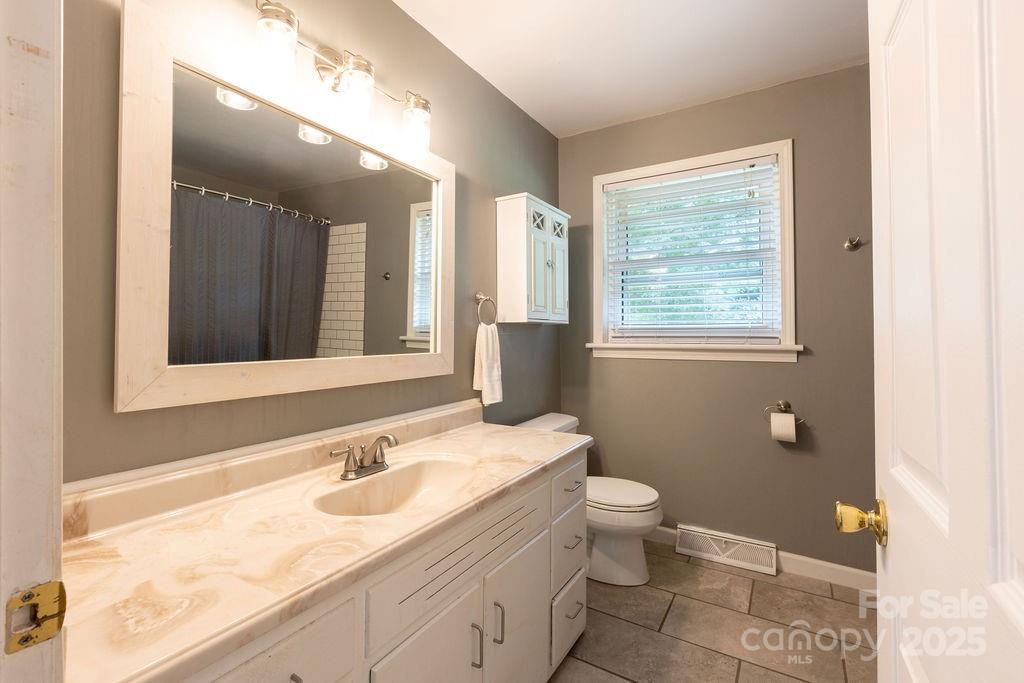 2274 Country Club Road Lincolnton, NC 28092 - Photo 26 of 40 Gallery Image 26