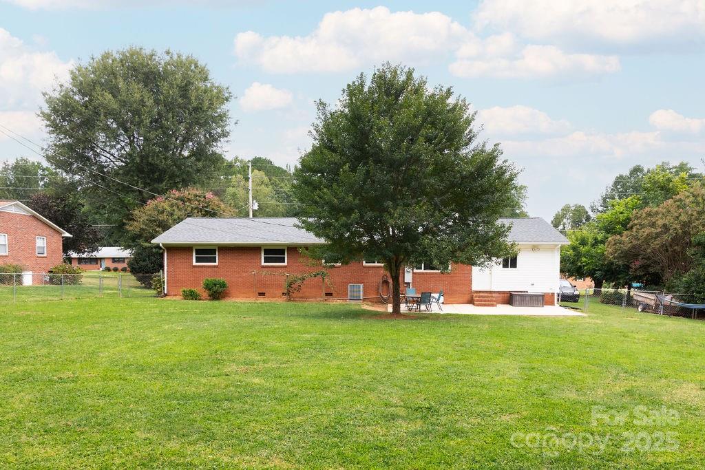 2274 Country Club Road Lincolnton, NC 28092 - Photo 33 of 40 Gallery Image 33