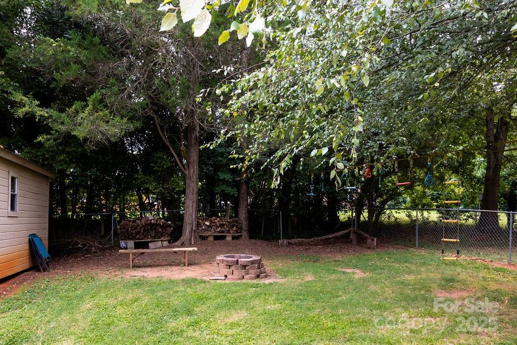 2274 Country Club Road Lincolnton, NC 28092 - Photo 36 of 40 Gallery Image 36