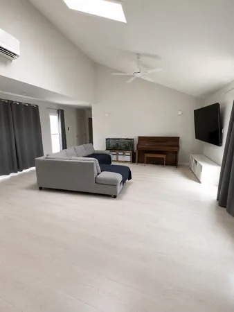 $400,000 | 6402 Ludington Drive, Houston, TX 77035