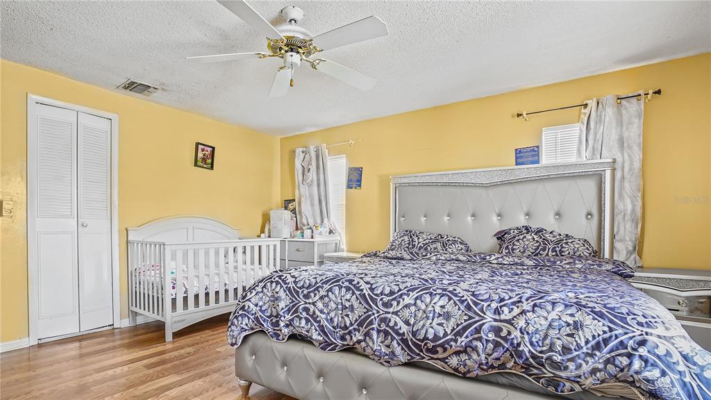 5891 Sir Henry Road Orlando, FL 32808 - Photo 28 of 40